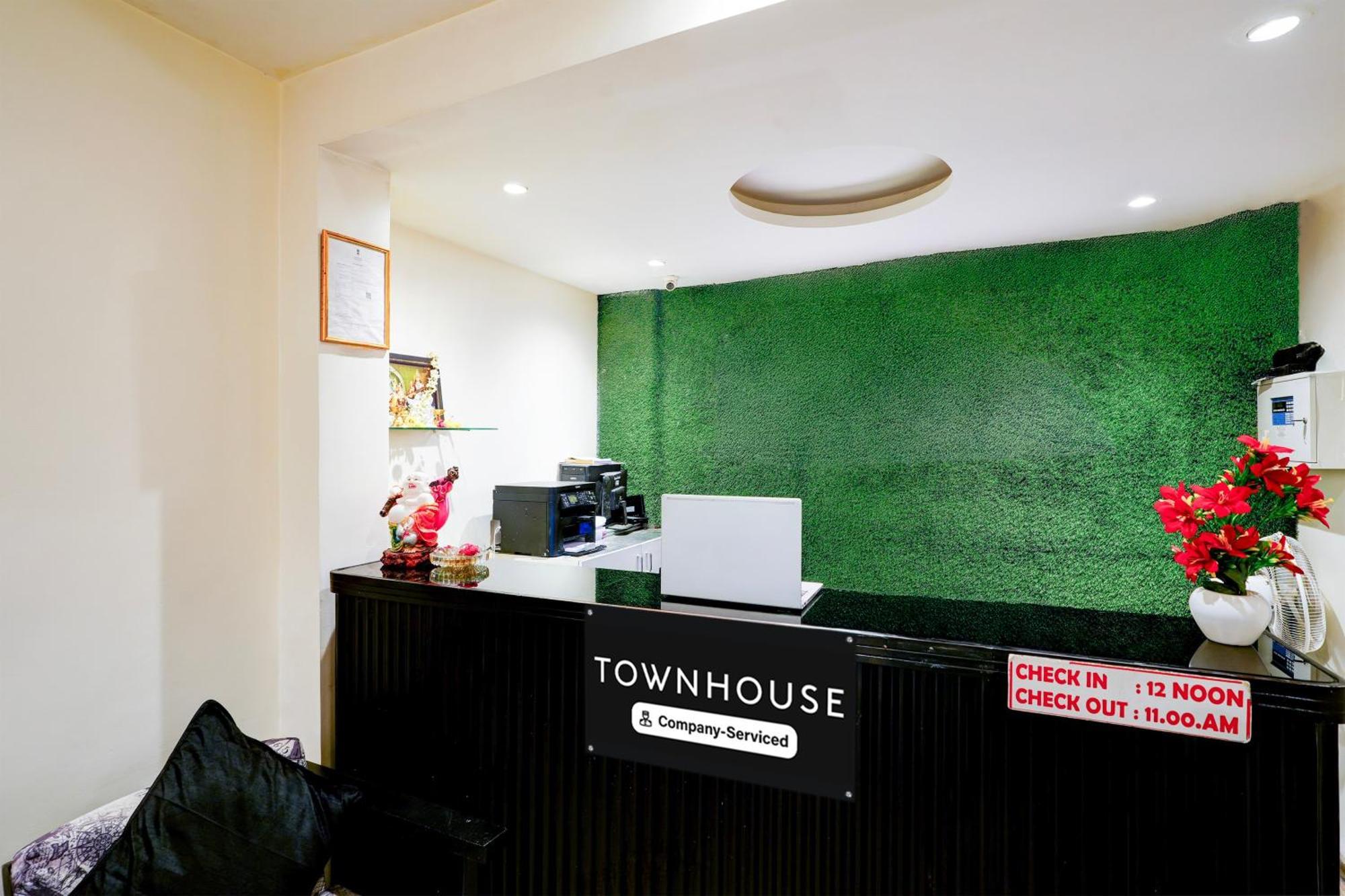 Отель Super Townhouse Jayanagar Бангалор Экстерьер фото